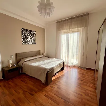 La Rosa Sul Mare Apartment *